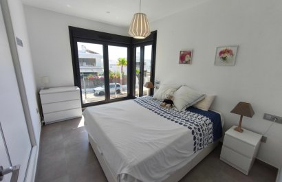 Reventa - Townhouse / Duplex - Vistabella