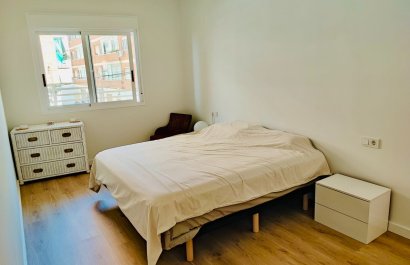 Reventa - Apartamento / piso - Torrevieia - Center