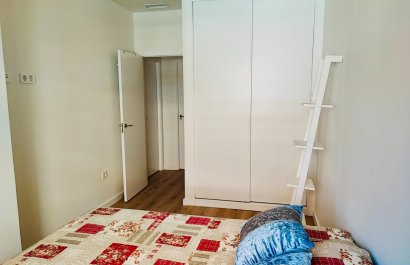 Reventa - Apartamento / piso - Torrevieia - Center