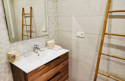 Reventa - Apartamento / piso - Torrevieia - Center