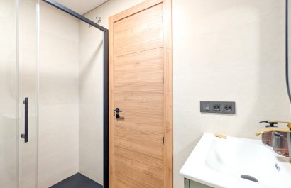 Reventa - Apartamento / piso - Torrevieia - El Acequión - Los Náufragos