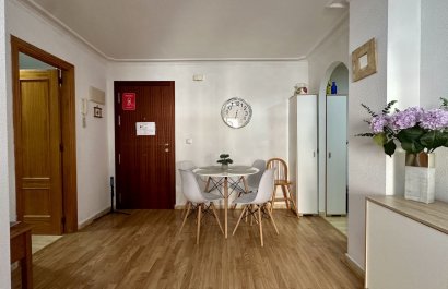 Reventa - Apartamento / piso - Torrevieia - Torrevieja