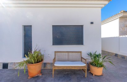 Reventa - Villa - Torrevieia - El Chaparral