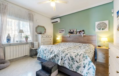 Resale - Villa - Torrevieia - El Chaparral