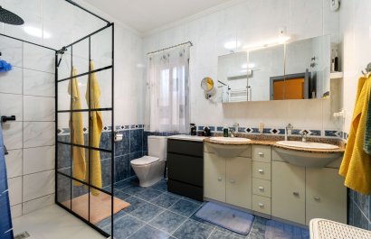 Resale - Villa - Torrevieia - El Chaparral