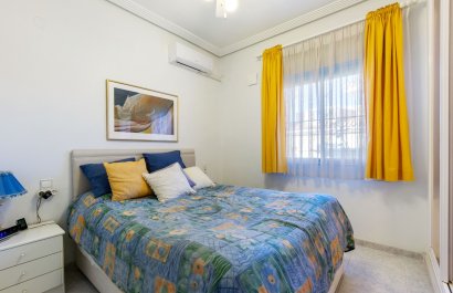 Resale - Villa - Torrevieia - El Chaparral