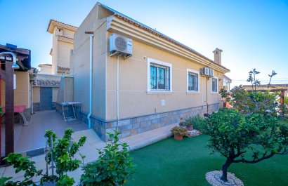 Resale - Villa - Torrevieia - El Chaparral