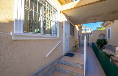 Resale - Villa - Torrevieia - El Chaparral