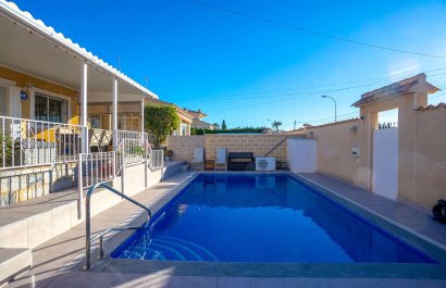 Resale - Villa - Torrevieia - El Chaparral