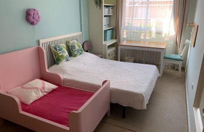 Resale - Apartment / flat - Torrevieia - Center