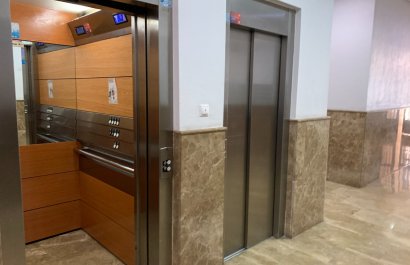 Resale - Apartment / flat - Torrevieia - Center