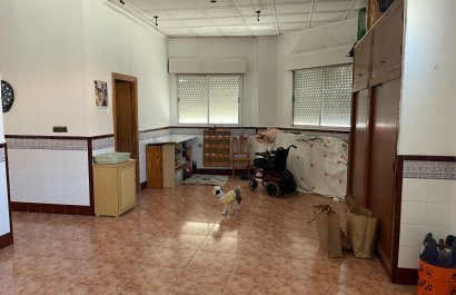 Reventa - Villa - San Miguel de Salinas - Pueblo