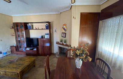 Reventa - Villa - San Miguel de Salinas - Pueblo