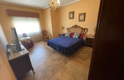 Reventa - Villa - San Miguel de Salinas - Pueblo