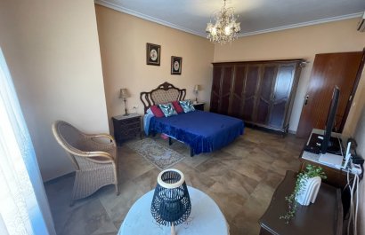 Reventa - Villa - San Miguel de Salinas - Pueblo