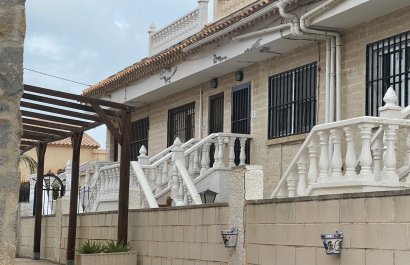 Reventa - Townhouse / Duplex - La Mata - Playa