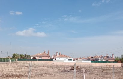 Reventa - Parcela / Terreno - Los Montesinos - La Herrada