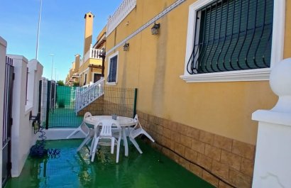 Reventa - Townhouse / Duplex - Ciudad Quesada