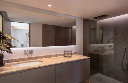 Reventa - Villa - Marbella - Nueva Andalucía