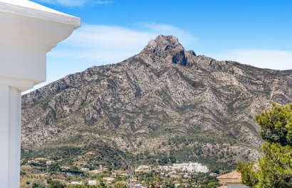 Reventa - Villa - Marbella - Golden Mile