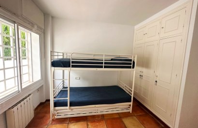 Reventa - Villa - Marbella - Las Chapas