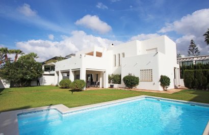 Reventa - Villa - Marbella - Las Chapas