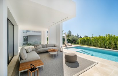 Reventa - Villa - Estepoa - El Paraíso