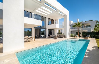 Reventa - Villa - Estepoa - El Paraíso