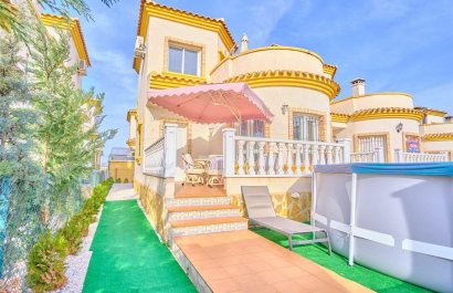 Resale - Villa - Los Montesinos - La Herrada