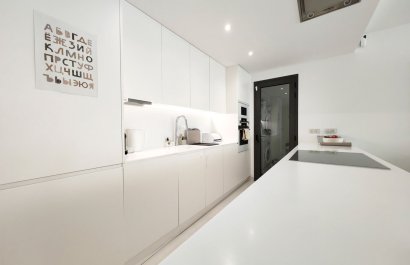 Reventa - Apartamento / piso - Estepoa - New Golden Mile