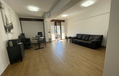 Reventa - Comercial - Guardamar del Segura - Comunidad Valenciana