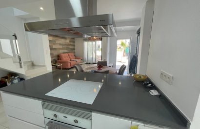 Herverkoop - Villa - Benijofar