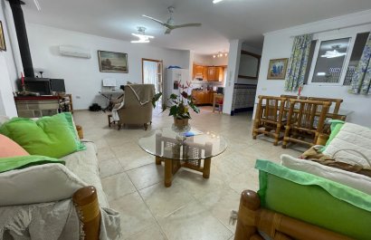 Resale - Villa - Daya Nueva