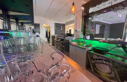 Reventa - Comercial - Torrevieia - Comunidad Valenciana