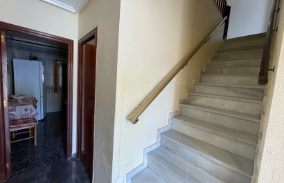 Herverkoop - Townhouse / Duplex / Corner - Jacarilla - Comunidad Valenciana