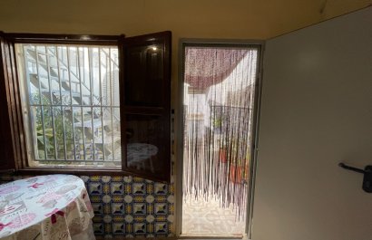 Herverkoop - Townhouse / Duplex / Corner - Jacarilla - Comunidad Valenciana