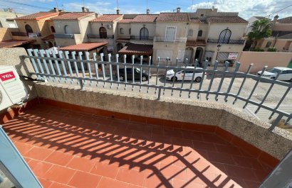 Herverkoop - Townhouse / Duplex / Corner - Jacarilla - Comunidad Valenciana