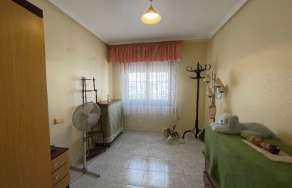 Herverkoop - Townhouse / Duplex / Corner - Jacarilla - Comunidad Valenciana