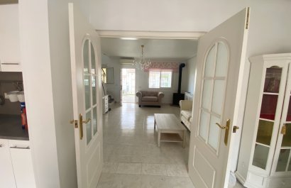 Reventa - Townhouse / Duplex - Benijofar - Monte Azul