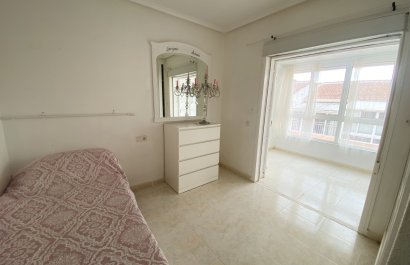 Reventa - Townhouse / Duplex - Benijofar - Monte Azul