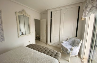 Reventa - Townhouse / Duplex - Benijofar - Monte Azul