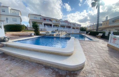 Reventa - Townhouse / Duplex - Benijofar - Monte Azul