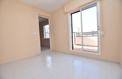 Reventa - Townhouse / Duplex - Torrevieia - Lago Jardín II