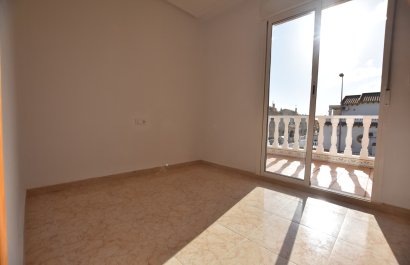 Reventa - Townhouse / Duplex - Orihuela Costa - Punta Prima