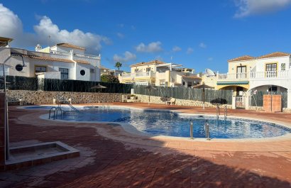 Reventa - Townhouse / Duplex - Orihuela Costa - Punta Prima