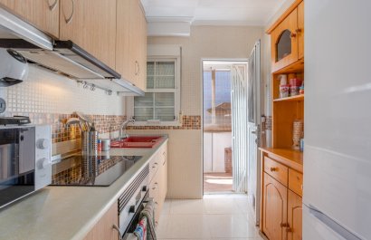 Reventa - Villa - Torrevieia - Urbanización San Luis