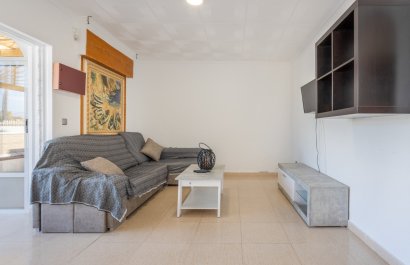 Reventa - Villa - Torrevieia - Urbanización San Luis