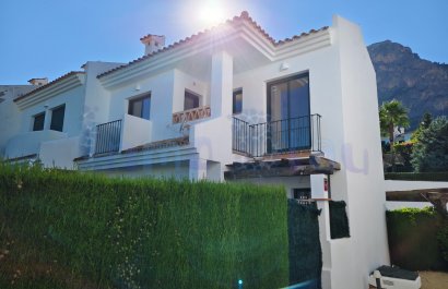 Reventa - Townhouse / Duplex - Polop - Urbanizacion