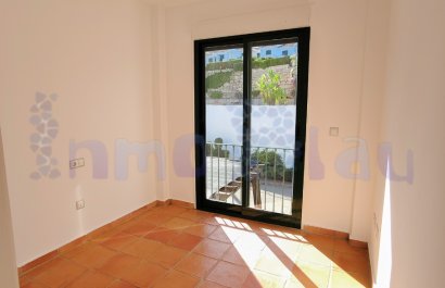 Reventa - Townhouse / Duplex - Polop - Urbanizacion