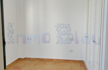 Reventa - Townhouse / Duplex - Polop - Urbanizacion